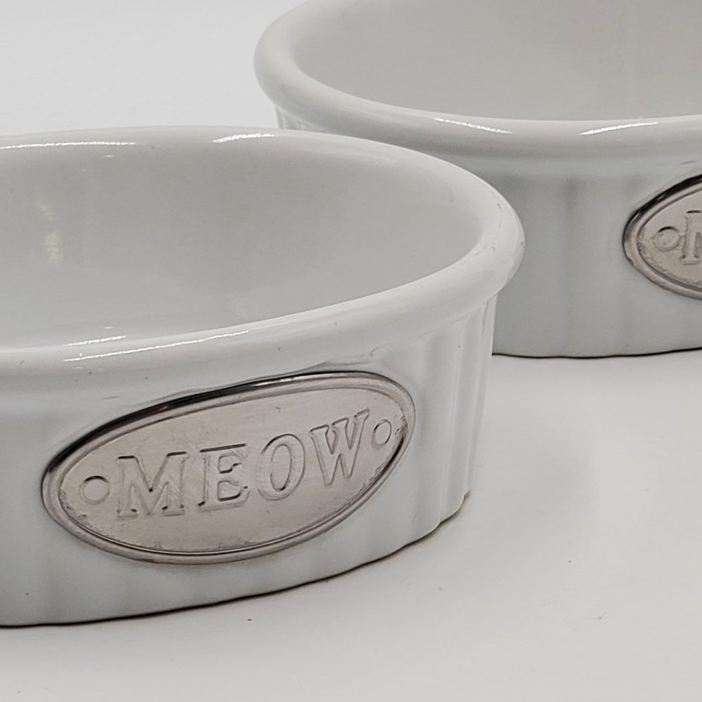 Whisker City Ceramic Meow Bowls – set of 2